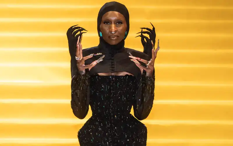 Cynthia Erivo wears 2 dazzling manicures at a time at the "Wicked" premiere in Mexico City