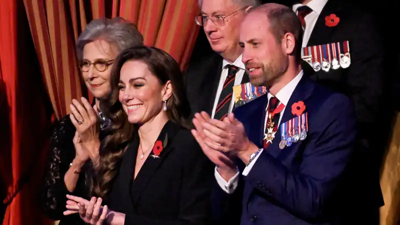 Prince William was "inviting and protective" of Princess Kate during the Memorial Day event