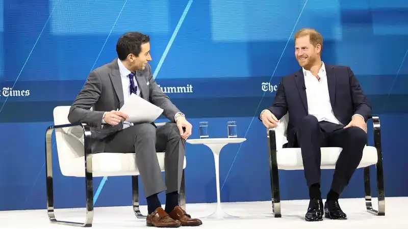 Prince Harry advises "Don't google yourself", "He says he feels "most sorry for trolls" in a candid interview.